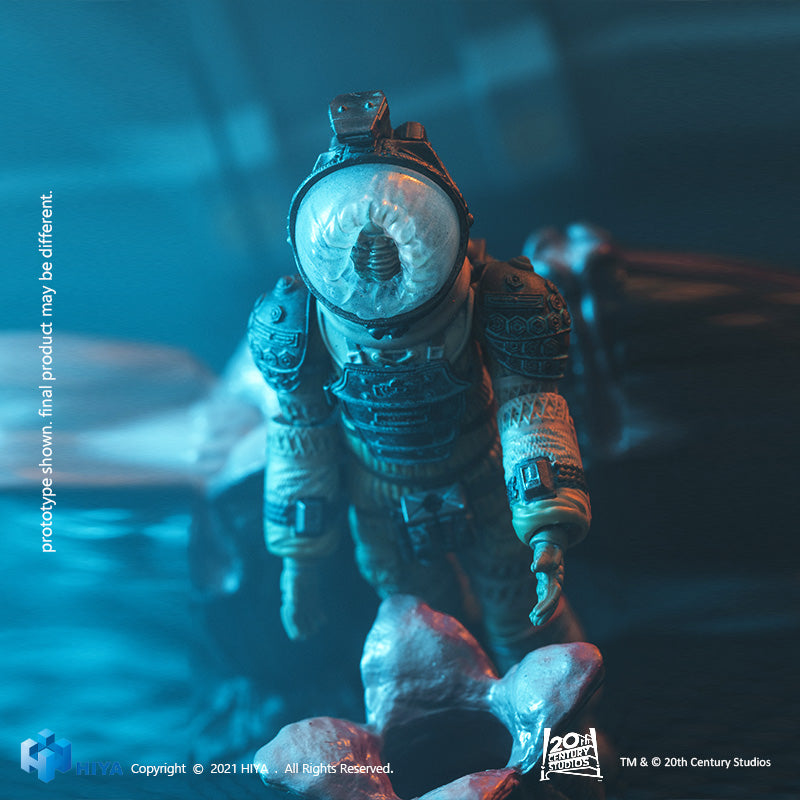 HIYA Exquisite Mini Series 1/18 Scale 5 Inch ALIEN Kane Facehugger Attack Action Figure