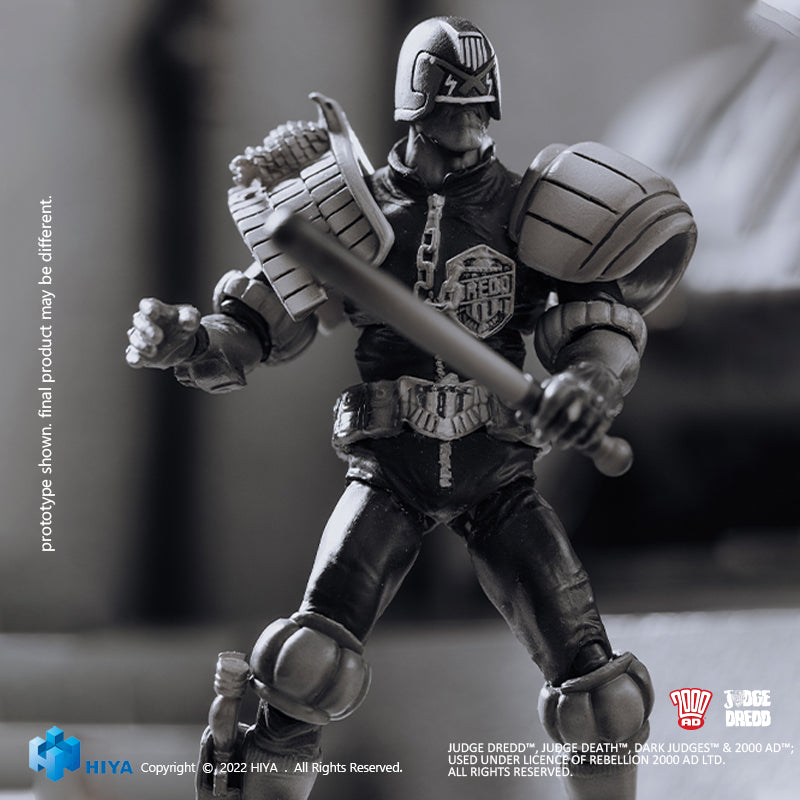 HIYA Exquisite Mini Series 1/18 Scale 4 Inch JUDGE DREDD Black and White Judge Dredd Action Figure